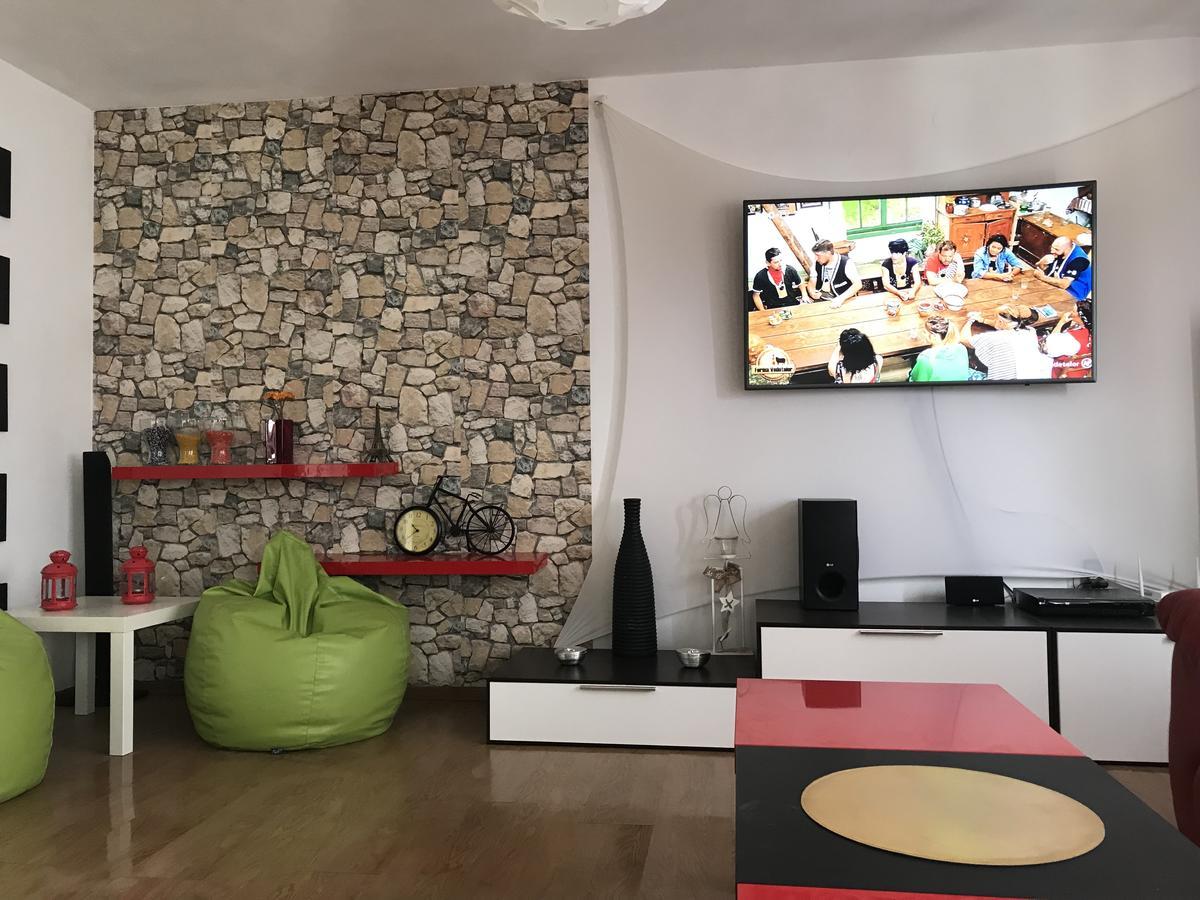 Casa Relax Hotel Valeni  Exterior photo